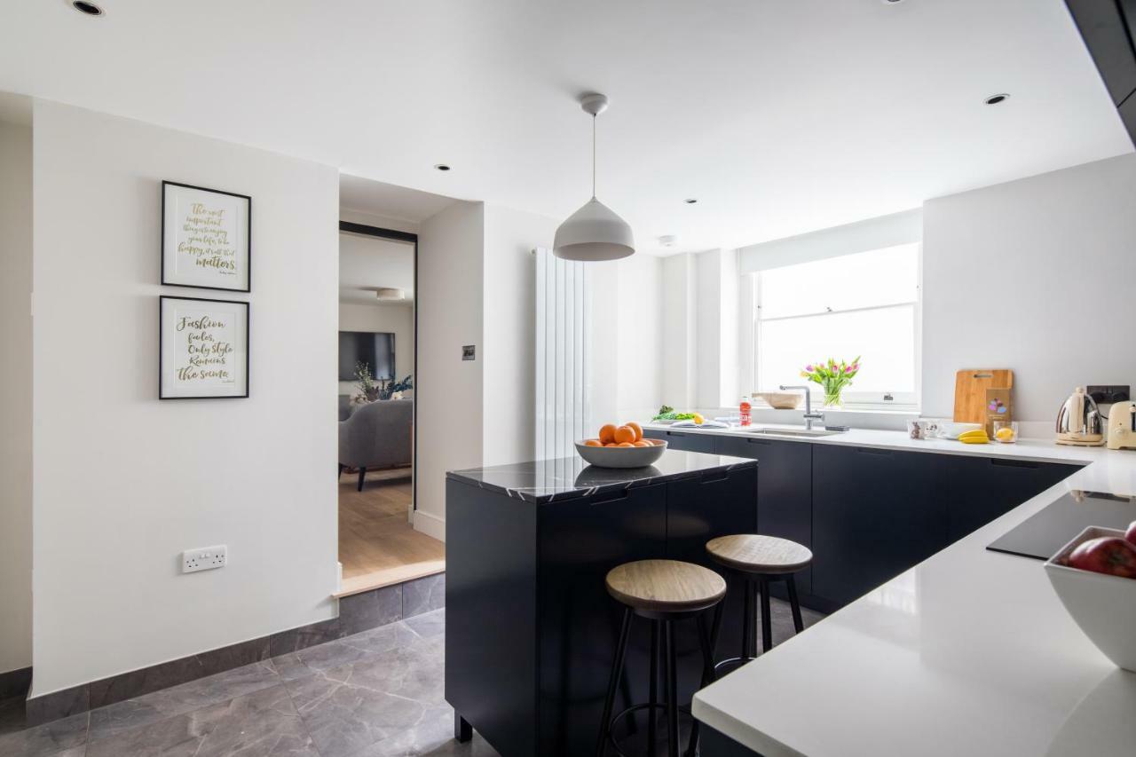 Iverna Gardens By Lime Street *